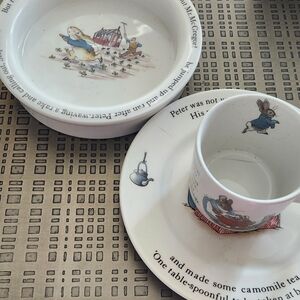 Vintage Peter Rabbit Child's Dish Set - Wedgwood England